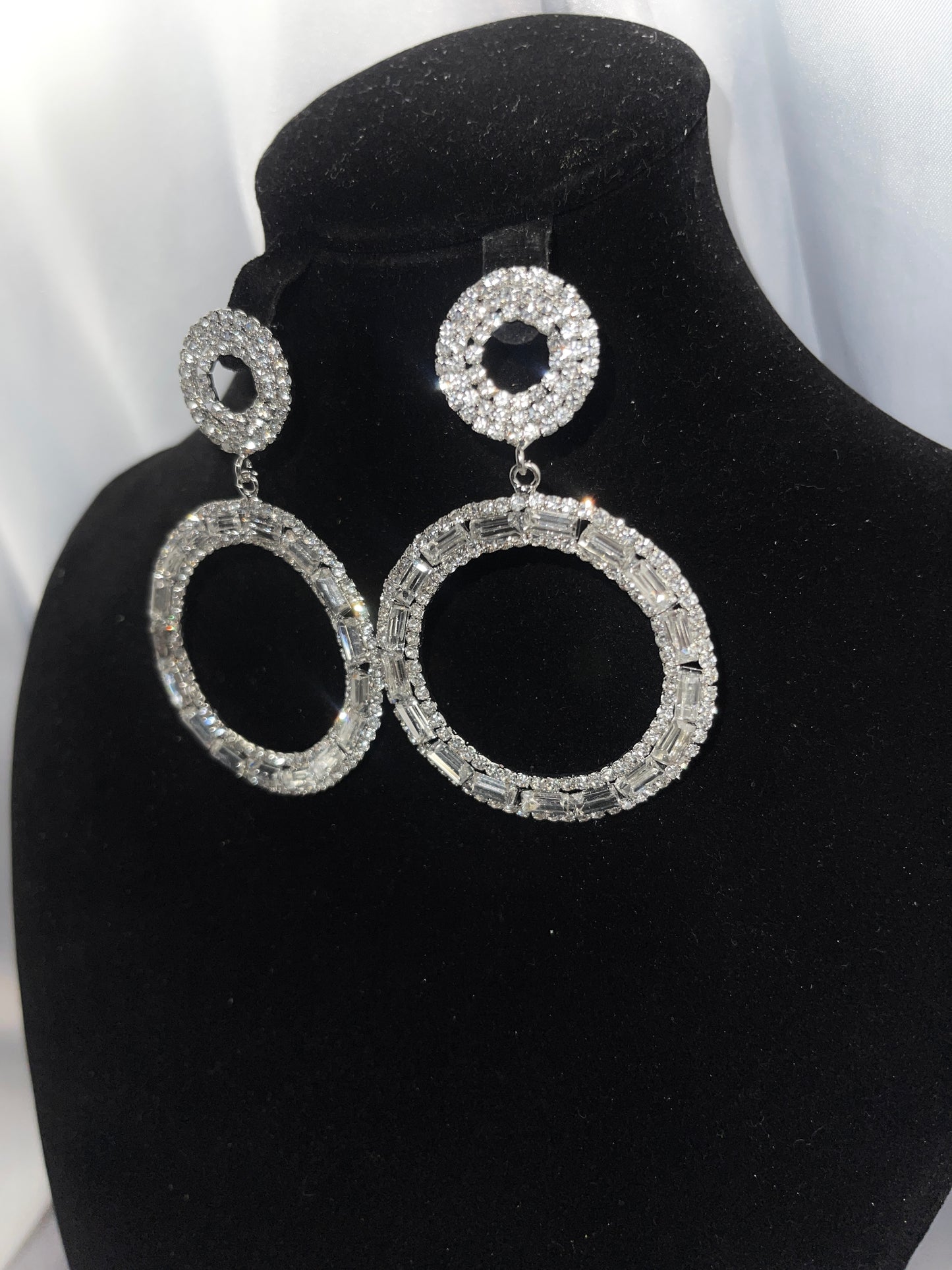 Infinity Hoops